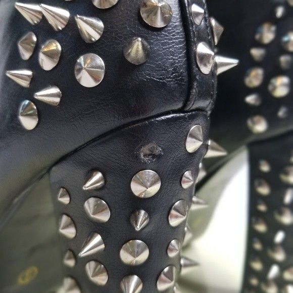 Y2K Black Spike Platform Ankle Boots Women Goth Punk Skull Spikes Sz 6 Victoria - Picture 4 of 8